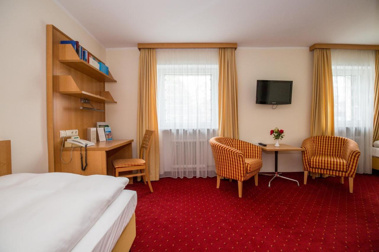 Gaestehaus Der Katholischen Akademie In Bayern Munchen Bagian luar foto